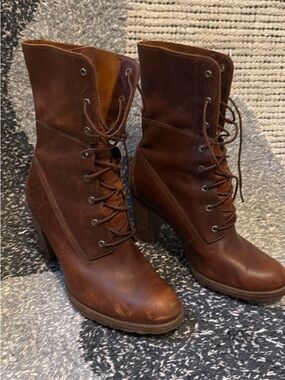 Timberland Brown Leather Lace-Up Block Heel Boots